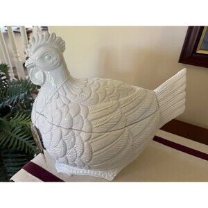 World Traveler Collection White Ceramic Hen Soup Tureen NEW!